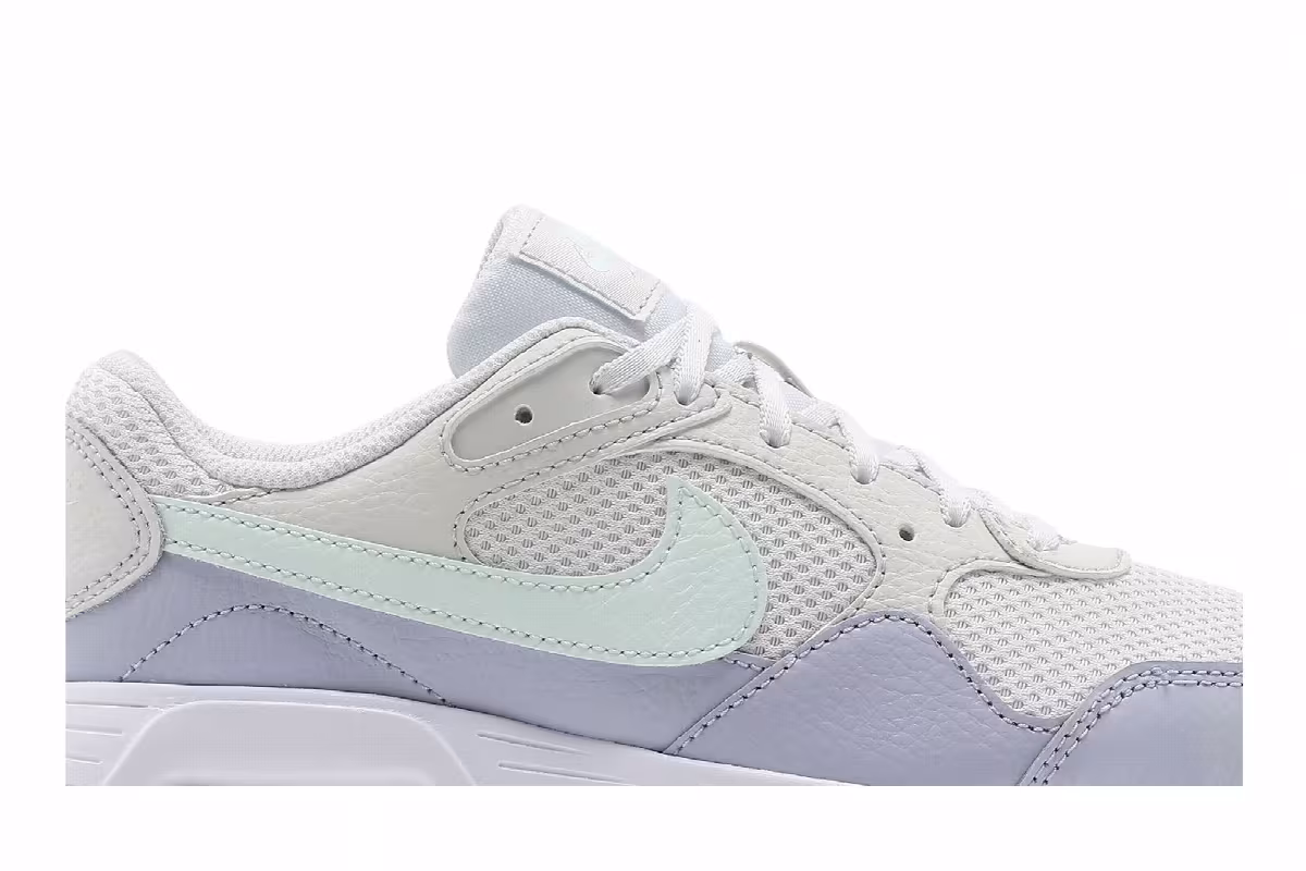 Nike Women's Air Max SC Platinum Tint Ghost, view 3