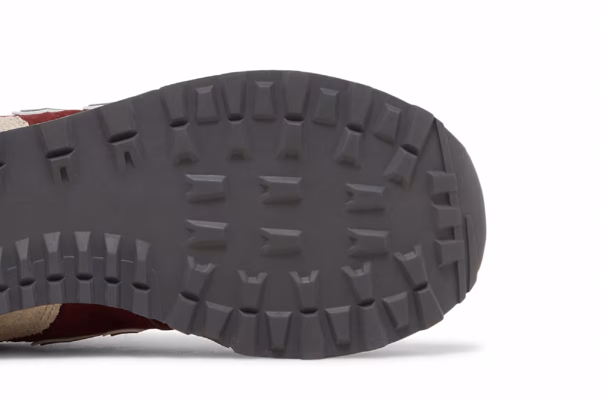 New Balance 574 Lunar New Year - Classic Crimson, view 6