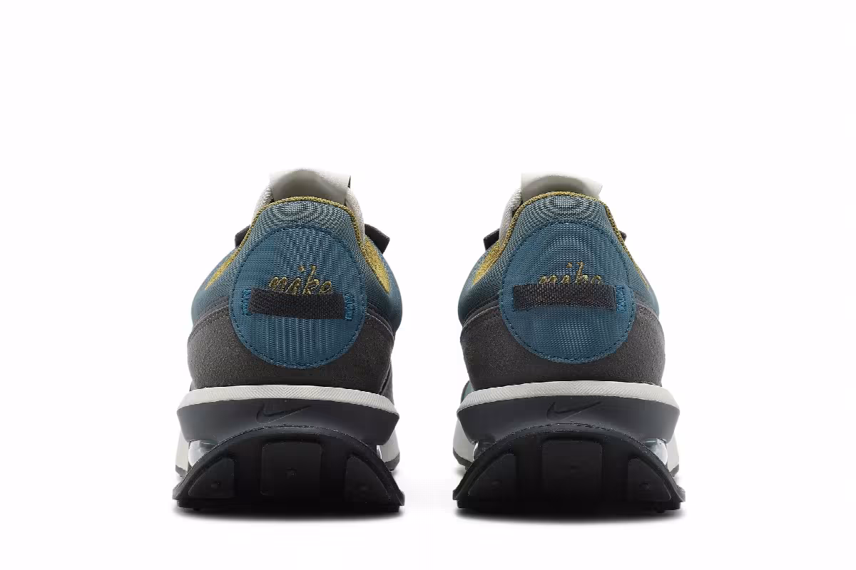 Nike Air Max Pre-Day LX Hasta, view 7