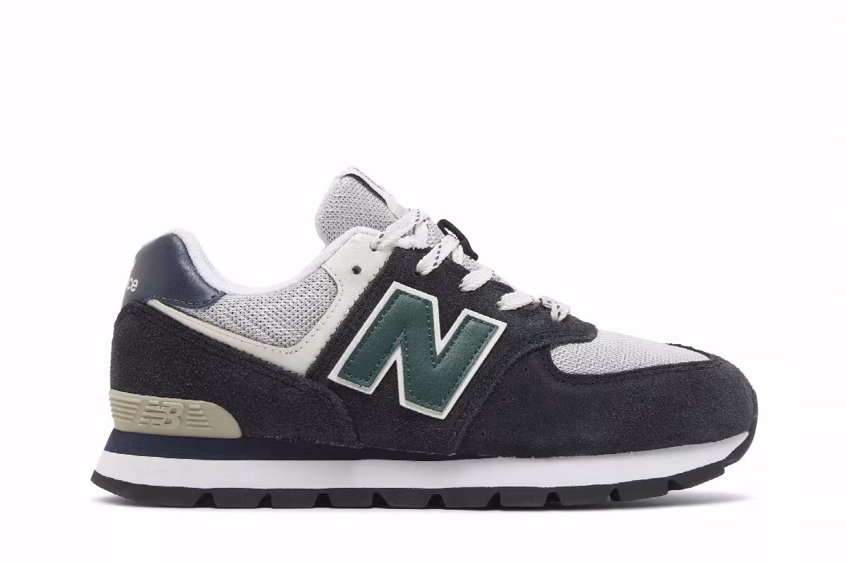 New Balance 574 Big Kid Black Nightwatch Green, view 2