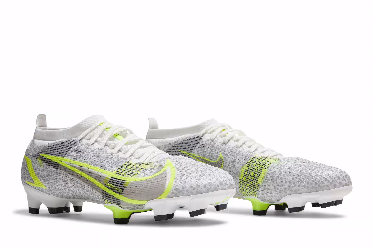 Nike Mercurial Vapor 14 Pro FG Metallic Silver Volt, view 9