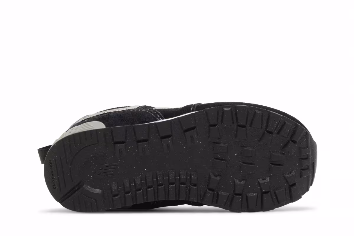 New Balance 574 Bungee Toddler Wide Core Pack - Black White, view 5
