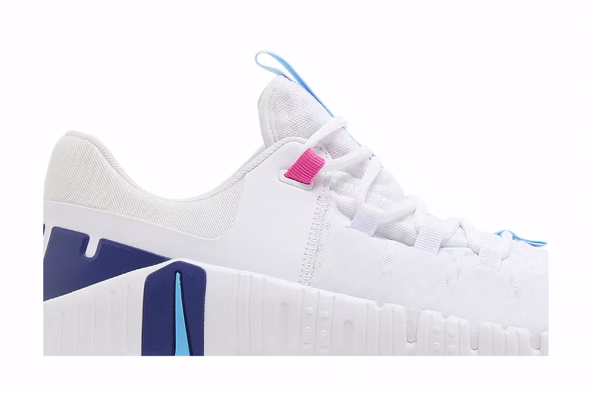 Nike Women's Free Metcon 5 White Aquarius Blue, view 3