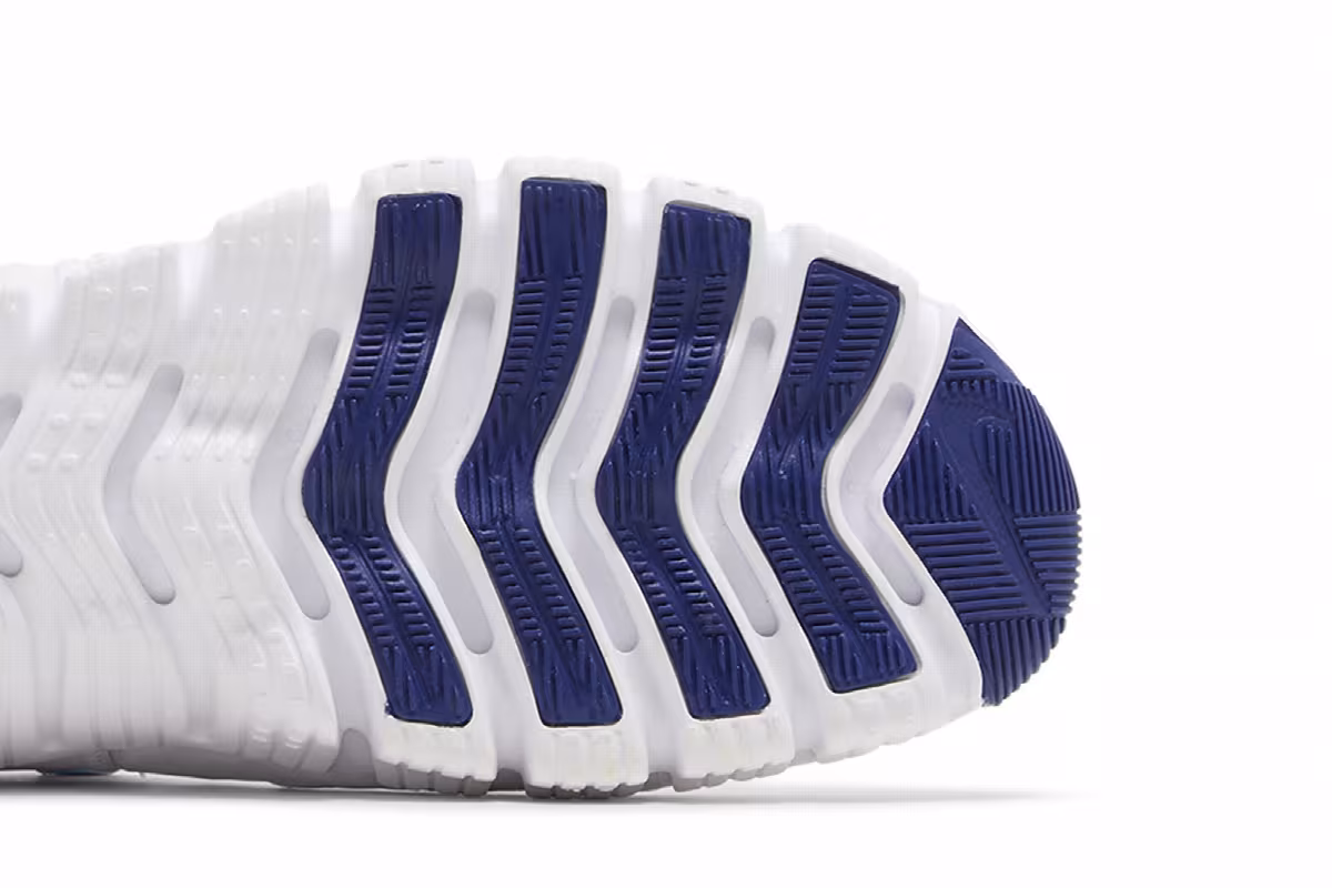 Nike Women's Free Metcon 5 White Aquarius Blue, view 6