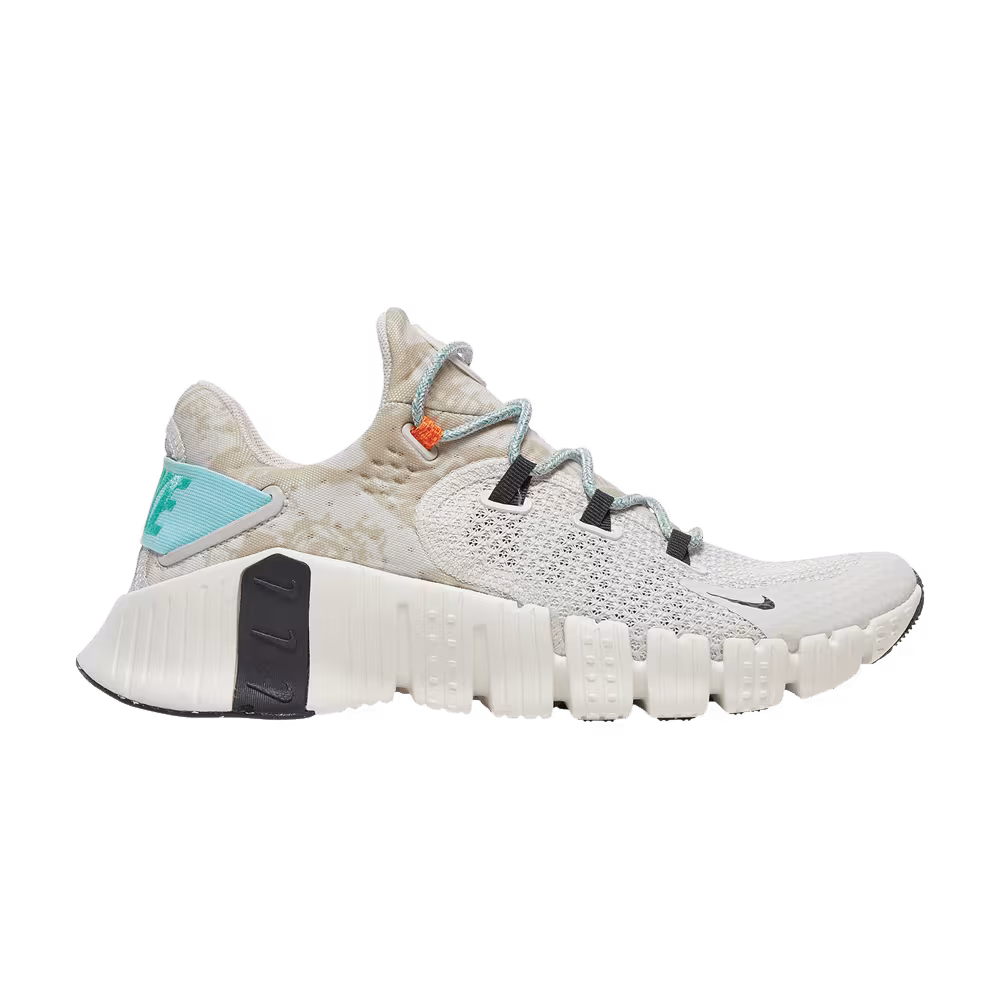 Nike Women's Free Metcon 4 Platinum Tint Copa