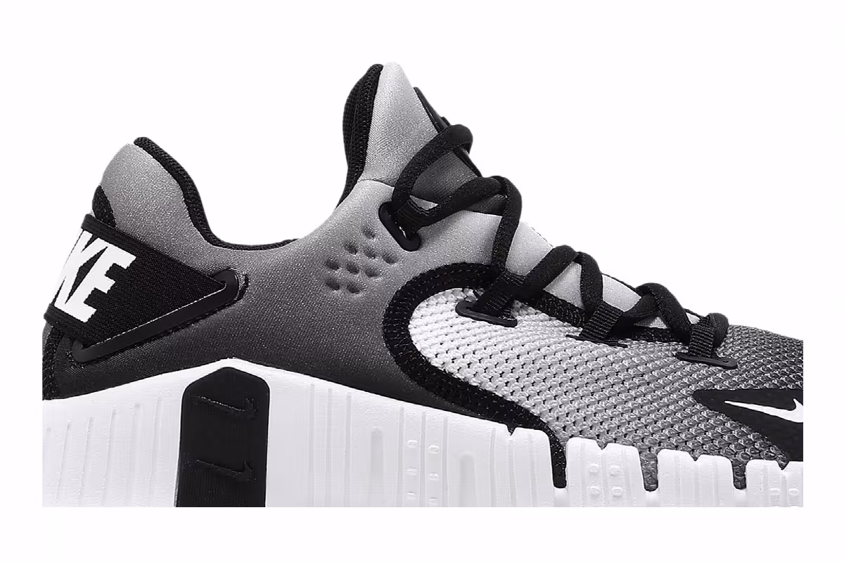 Nike Women's Free Metcon 4 White Black, view 3