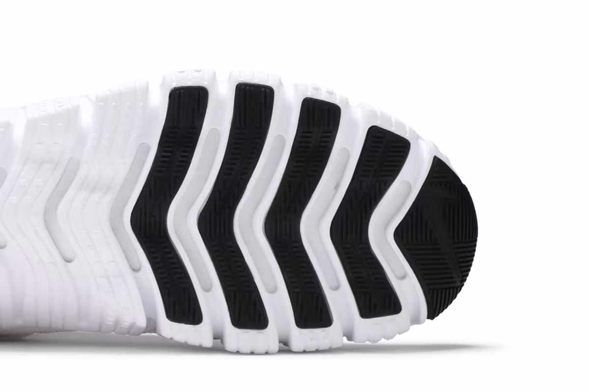 Nike Free Metcon 4 Veterans Day, view 6