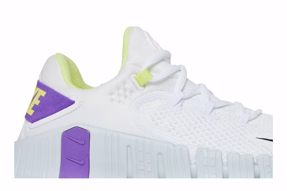 Nike Women's Free Metcon 4 White Wild Berry, view 3