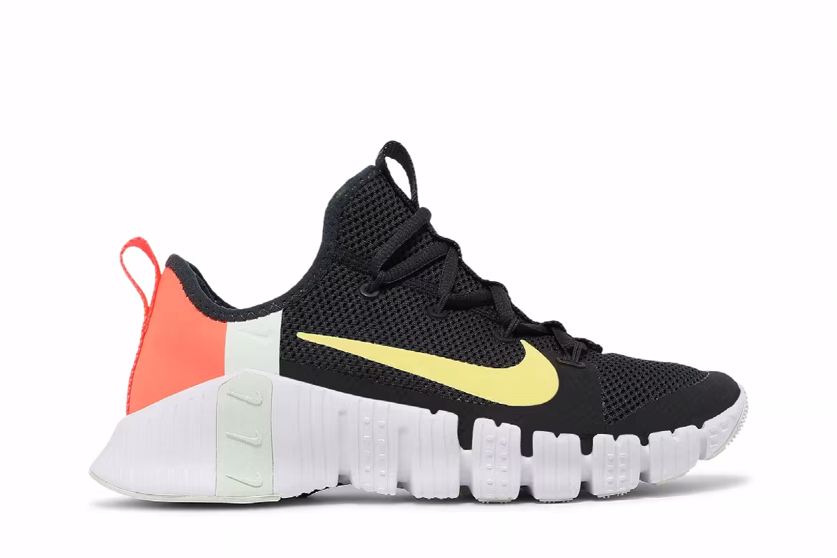 Nike Women's Free Metcon 3 Black Bright Mango, view 2