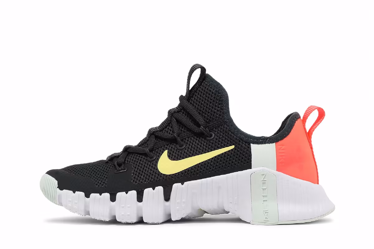 Nike Women's Free Metcon 3 Black Bright Mango, view 4