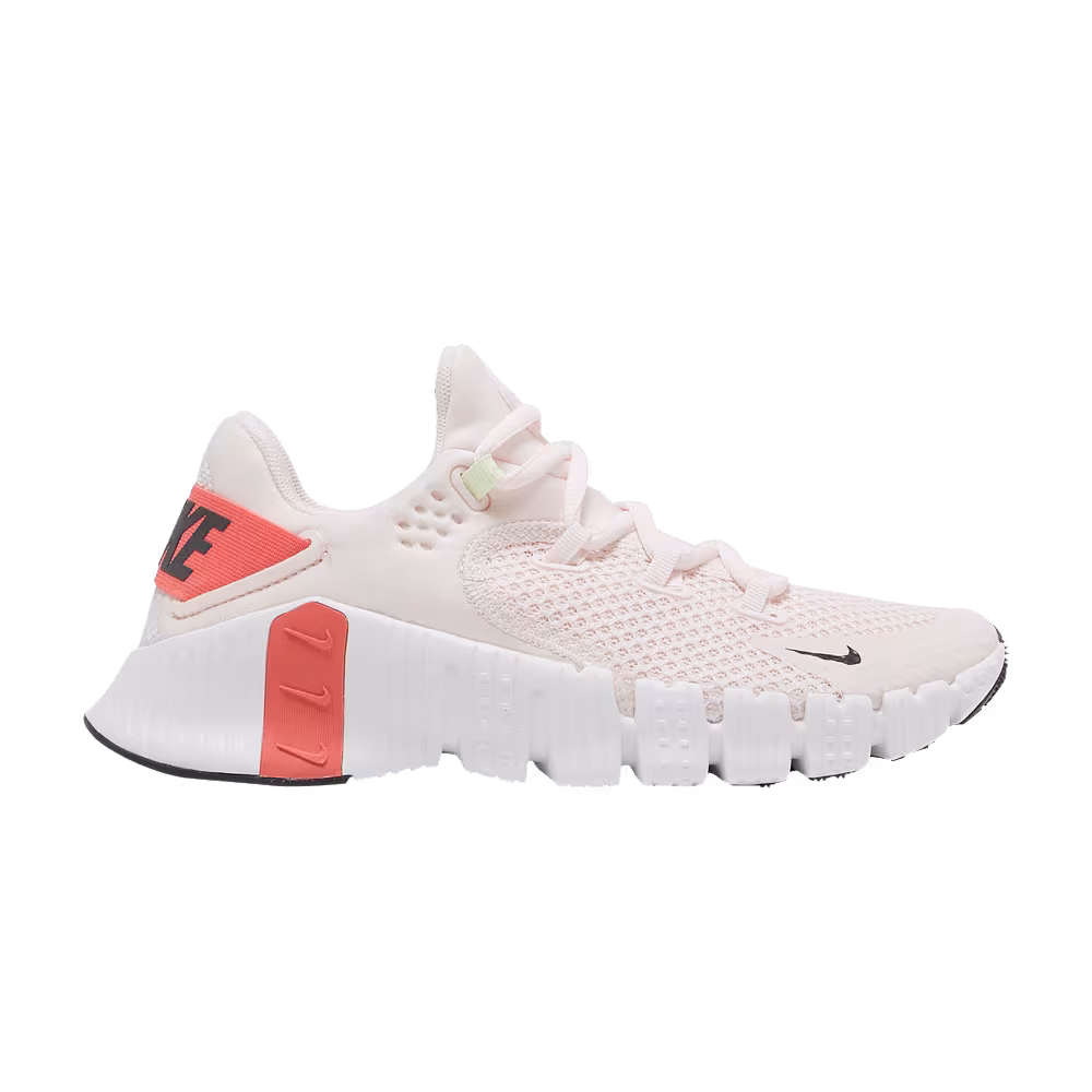 Nike Women's Free Metcon 4 Light Soft Pink Magic Ember