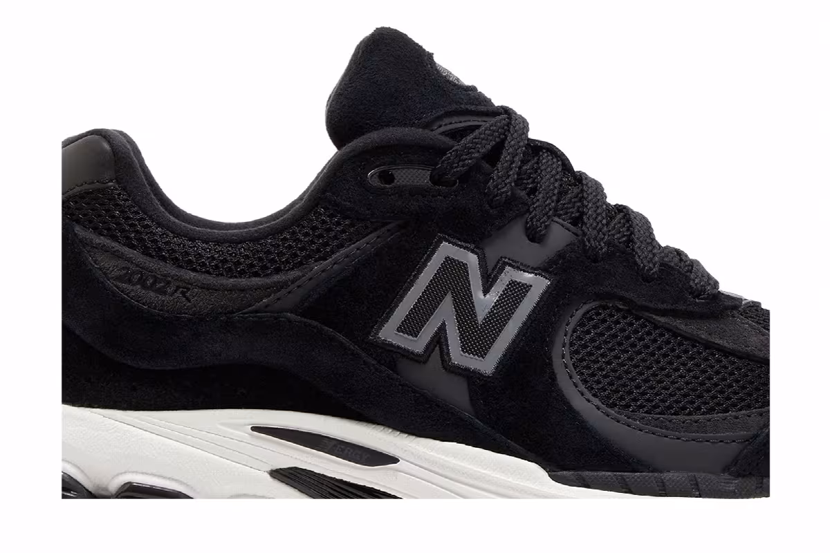 New Balance 2002R Black Gunmetal, view 3