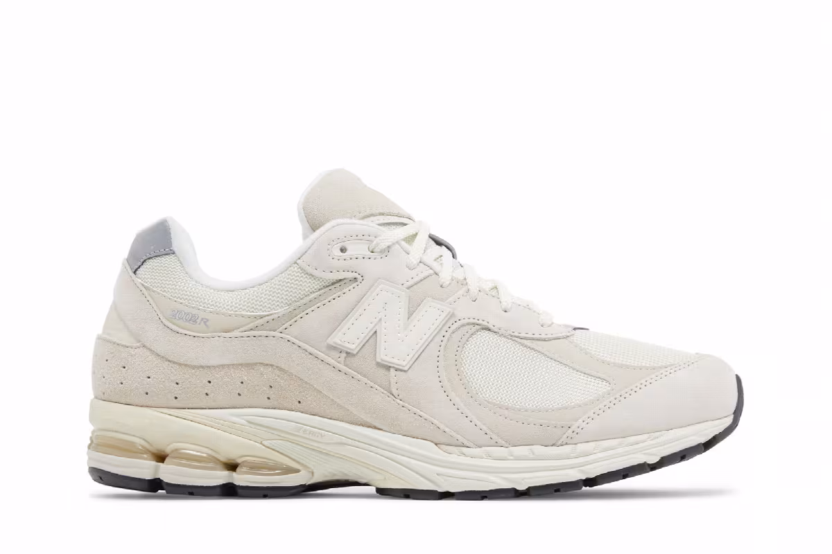 New Balance 2002R Calm Taupe, view 2