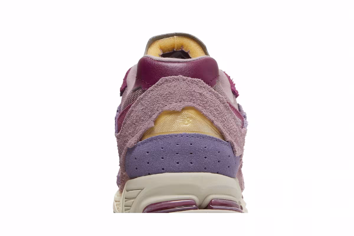 New Balance 2002R Protection Pack - Pink, view 8