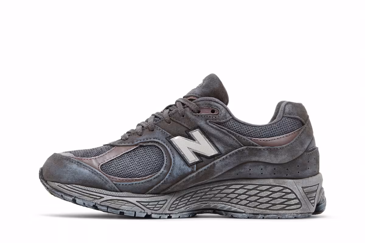 New Balance 2002R GORE-TEX Magnet Mood Indigo, view 4