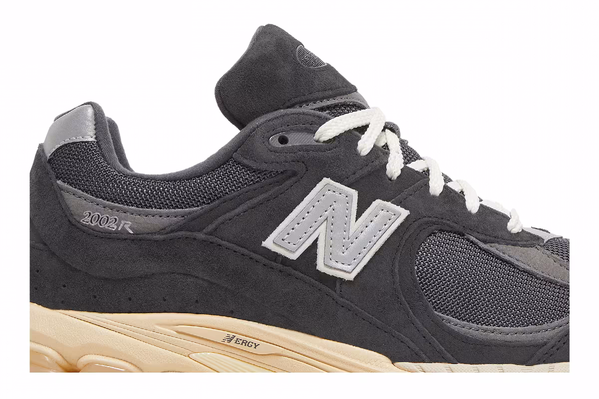 New Balance 2002R Phantom, view 3