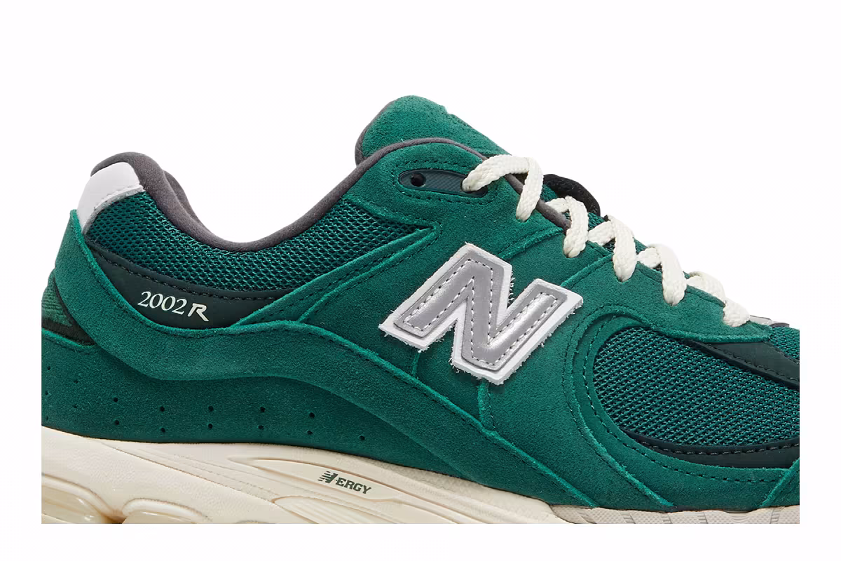 New Balance 2002R Suede Pack - Forest Green, view 3