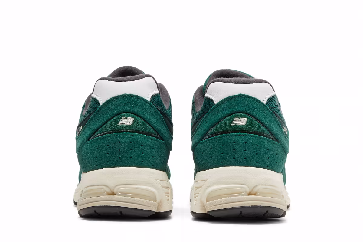 New Balance 2002R Suede Pack - Forest Green, view 7