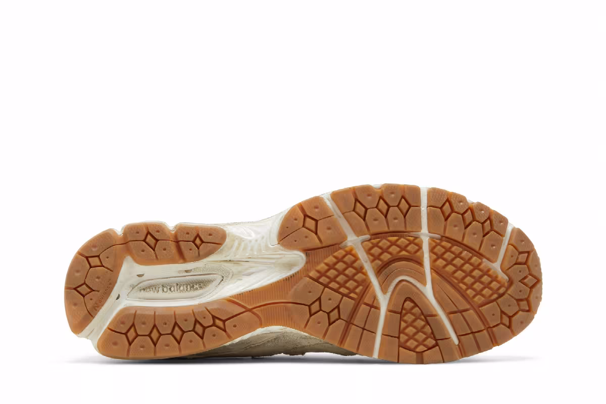 New Balance 2002R Protection Pack - Distressed, view 5