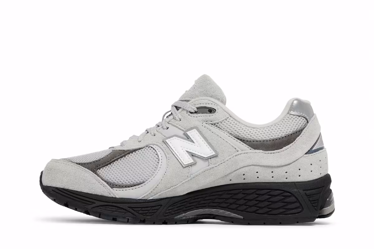 New Balance 2002R Grey Black, view 4