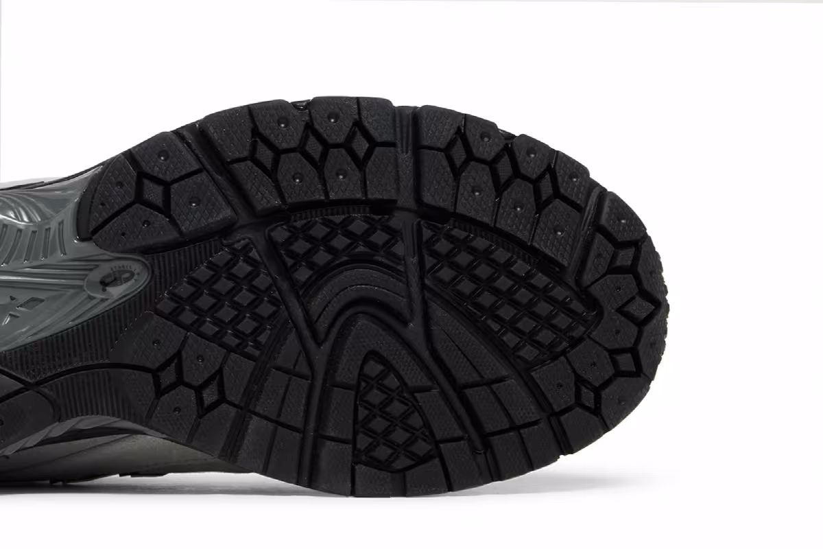 New Balance 2002R Grey Black, view 6