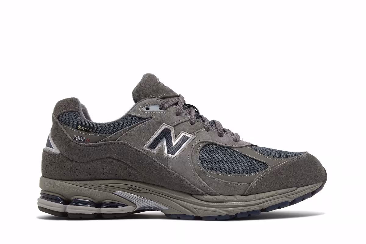 New Balance 2002R GORE-TEX Castlerock Natural Indigo, view 2