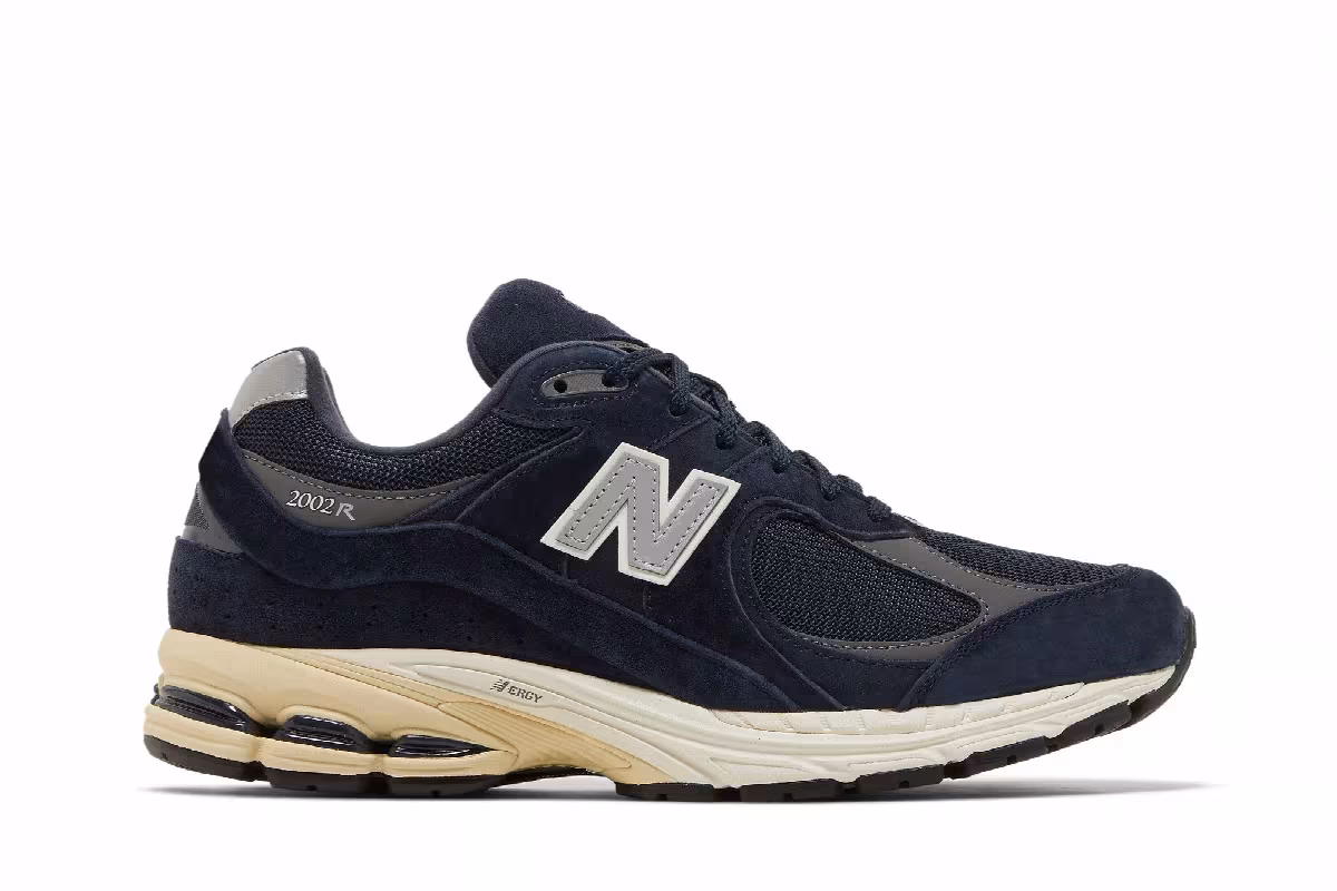 New Balance 2002R Eclipse Castlerock, view 2