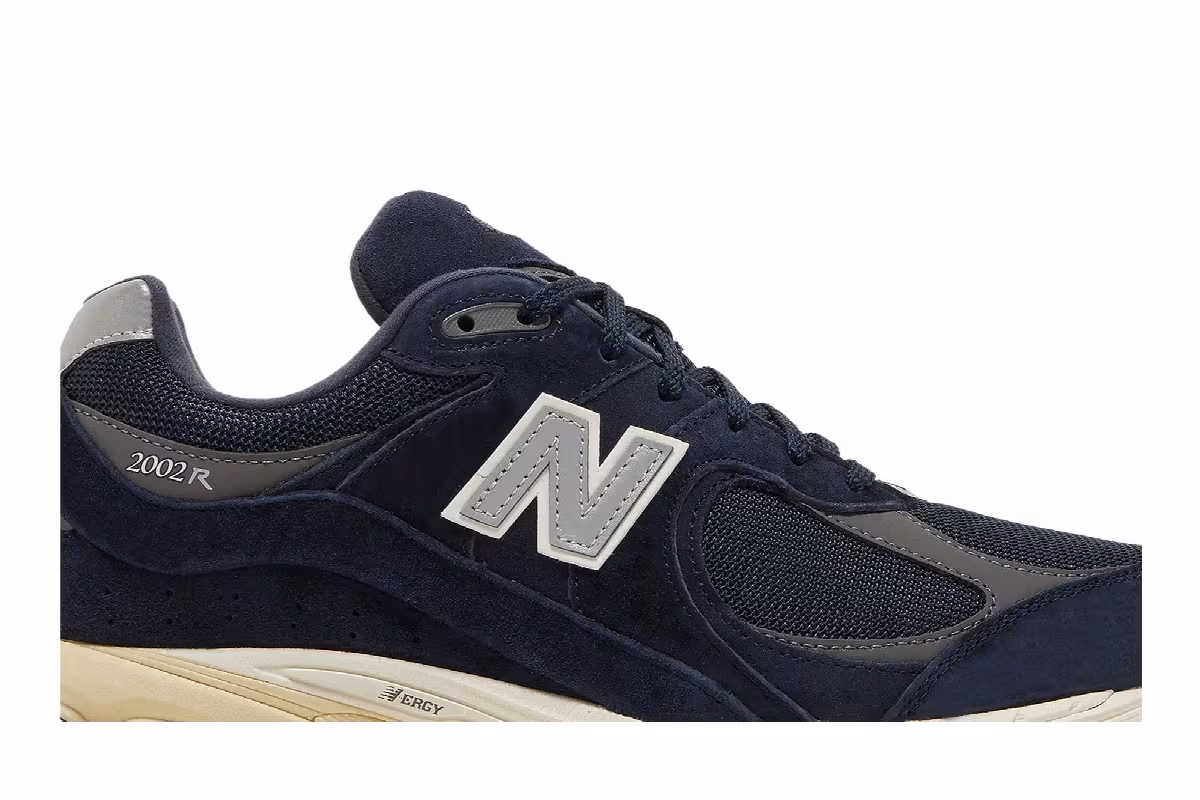 New Balance 2002R Eclipse Castlerock, view 3