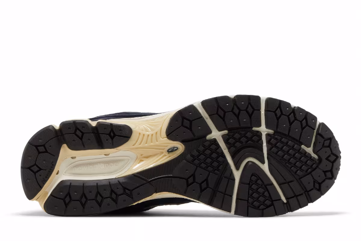New Balance 2002R Eclipse Castlerock, view 5