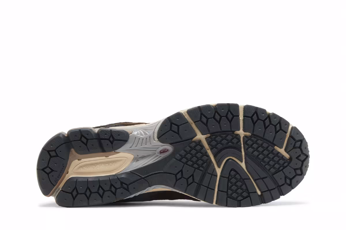 New Balance 2002R Lunar New Year - Rich Earth, view 5