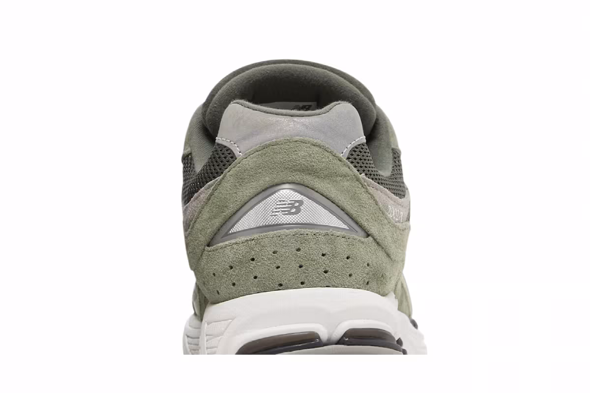 New Balance Men's 2002R Norway Spruce, view 8