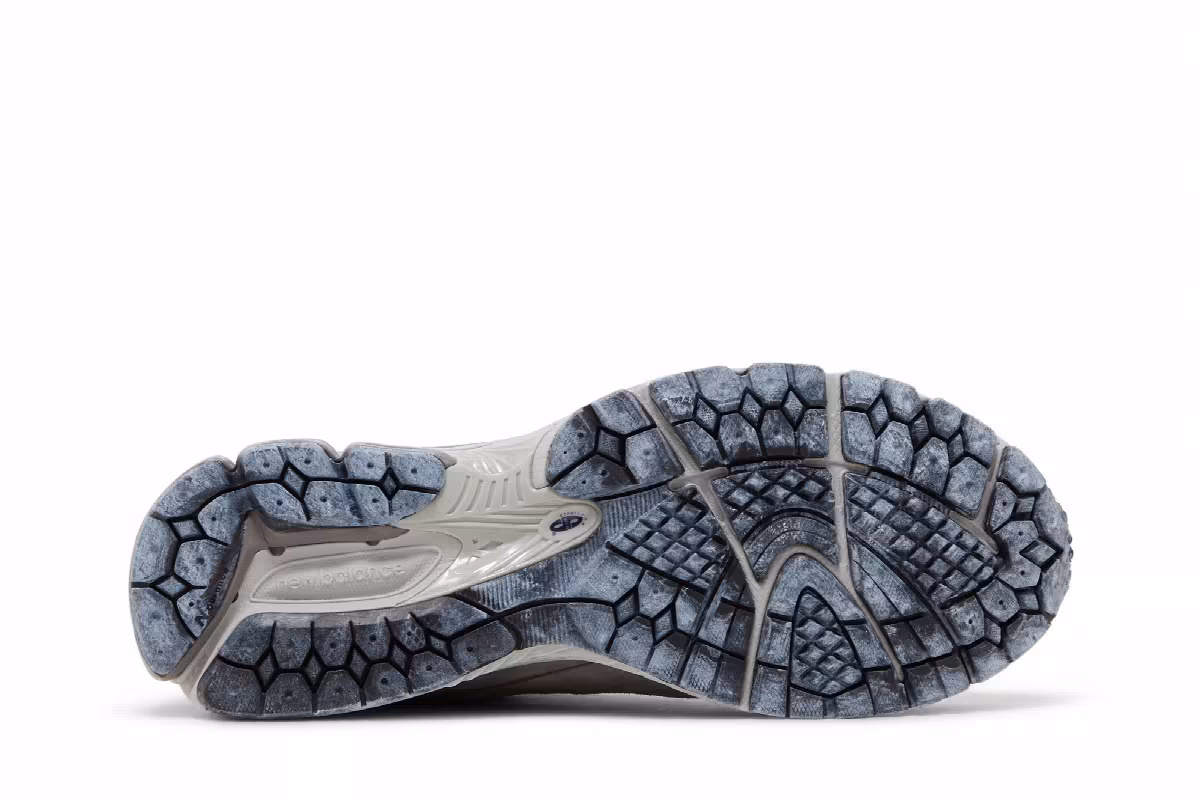 New Balance 2002R GORE-TEX Marblehead Moon Shadow, view 5