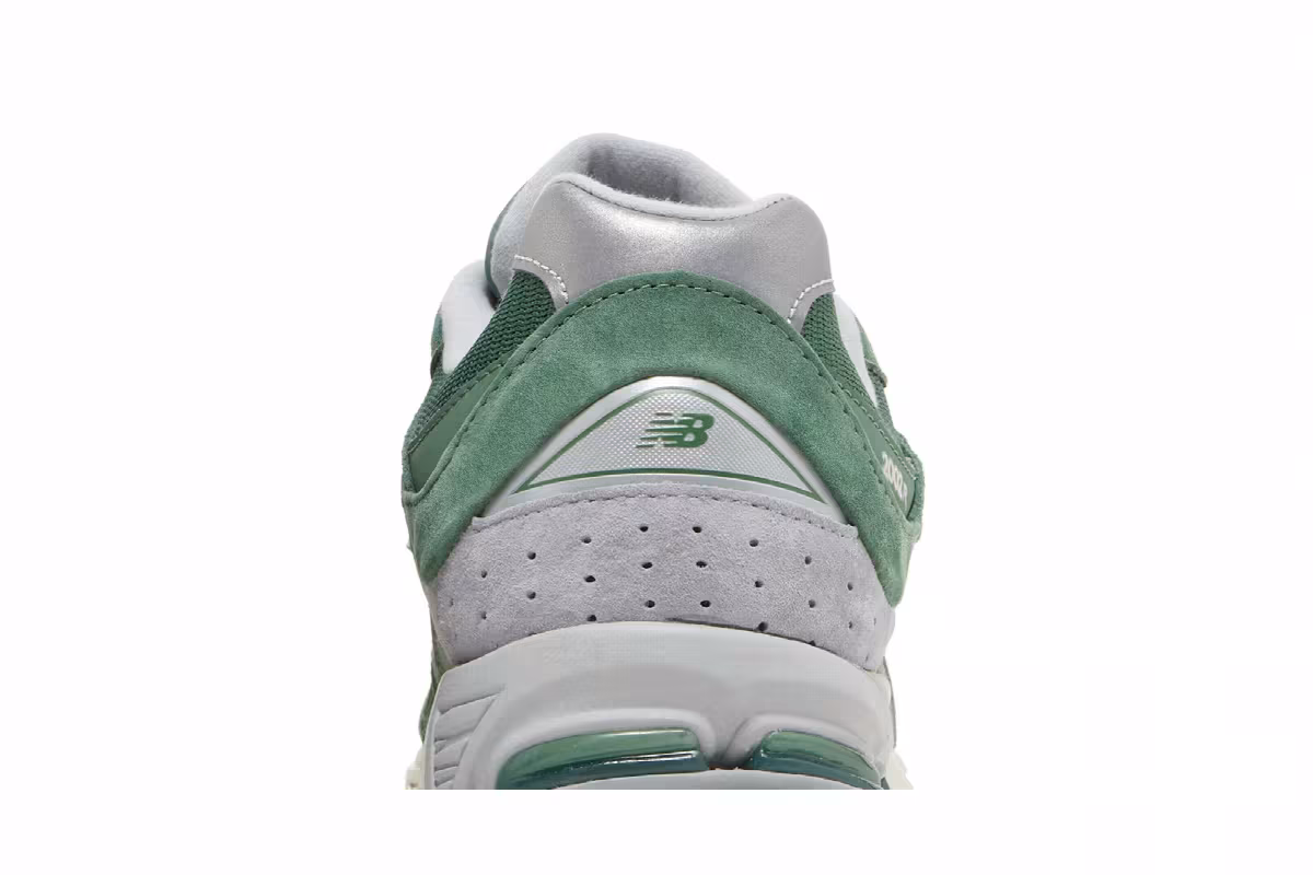 New Balance 2002R Jade Silver Metallic, view 8