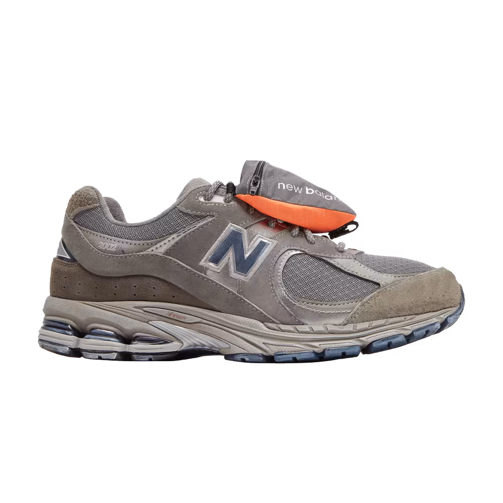 New Balance 2002R Pouch - Castle Grey