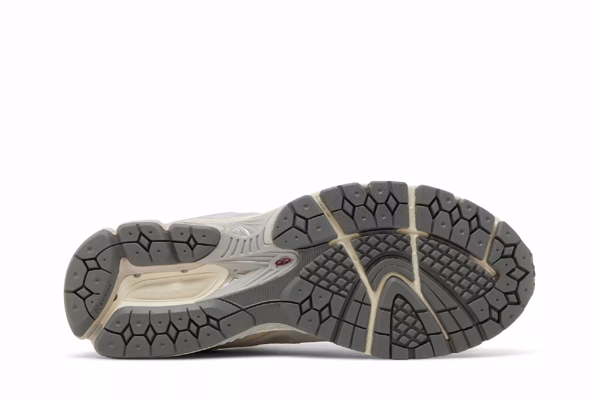 New Balance 2002R Lunar New Year - Concrete, view 5
