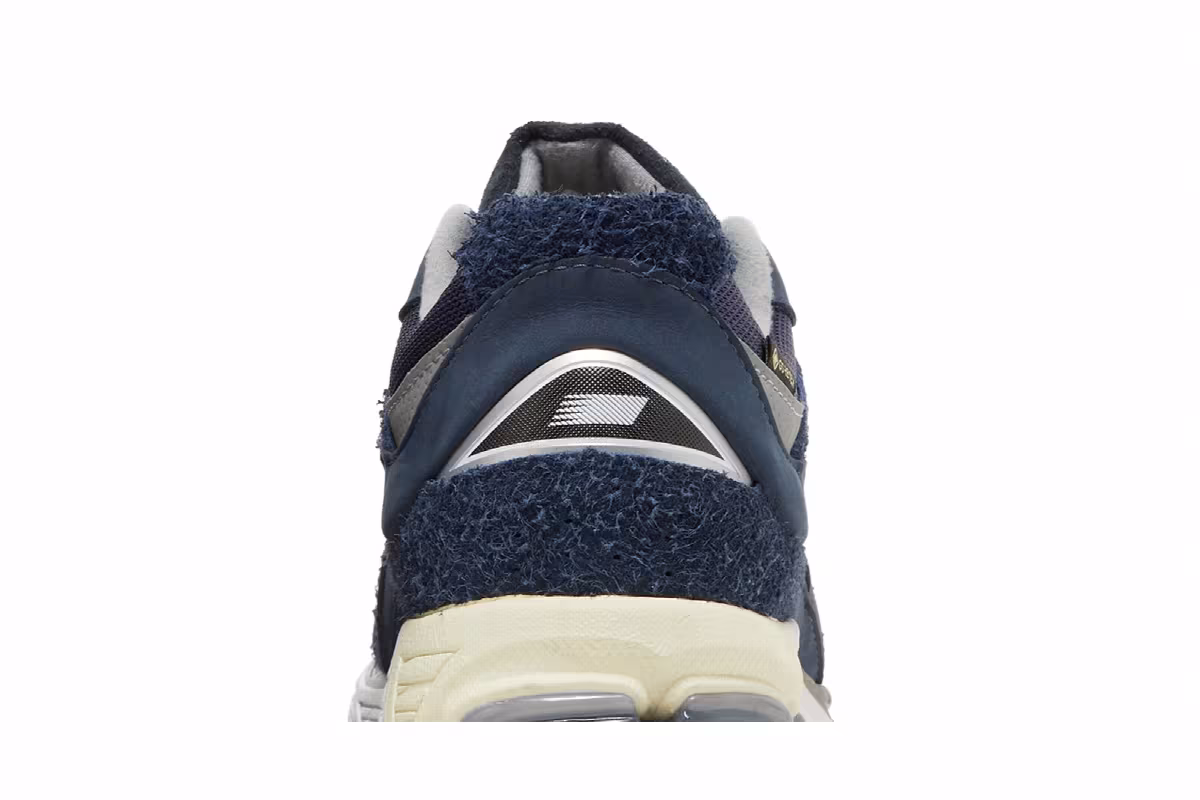 INVINCIBLE x N.HOOLYWOOD x New Balance 2002R GORE-TEX Blue Moon, view 8