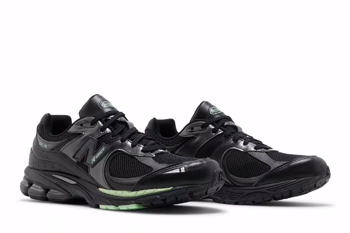 New Balance 2002R Black Powder Green, view 9