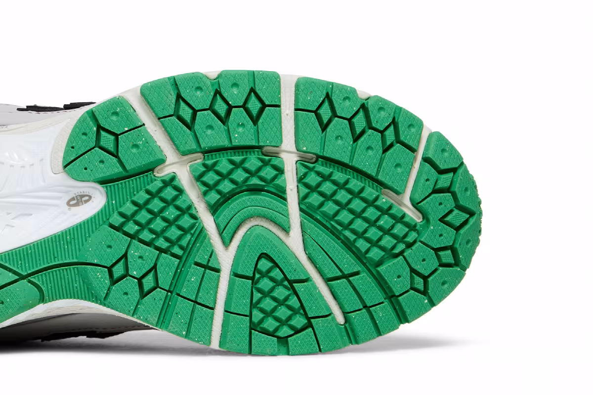 GANNI x New Balance 2002R Raincloud, view 6