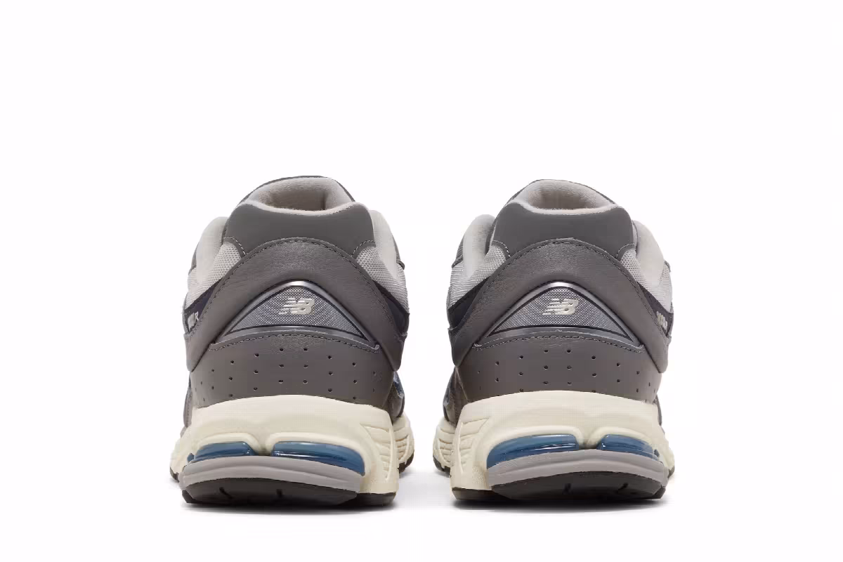 New Balance 2002R Castlerock Gold Metallic, view 7
