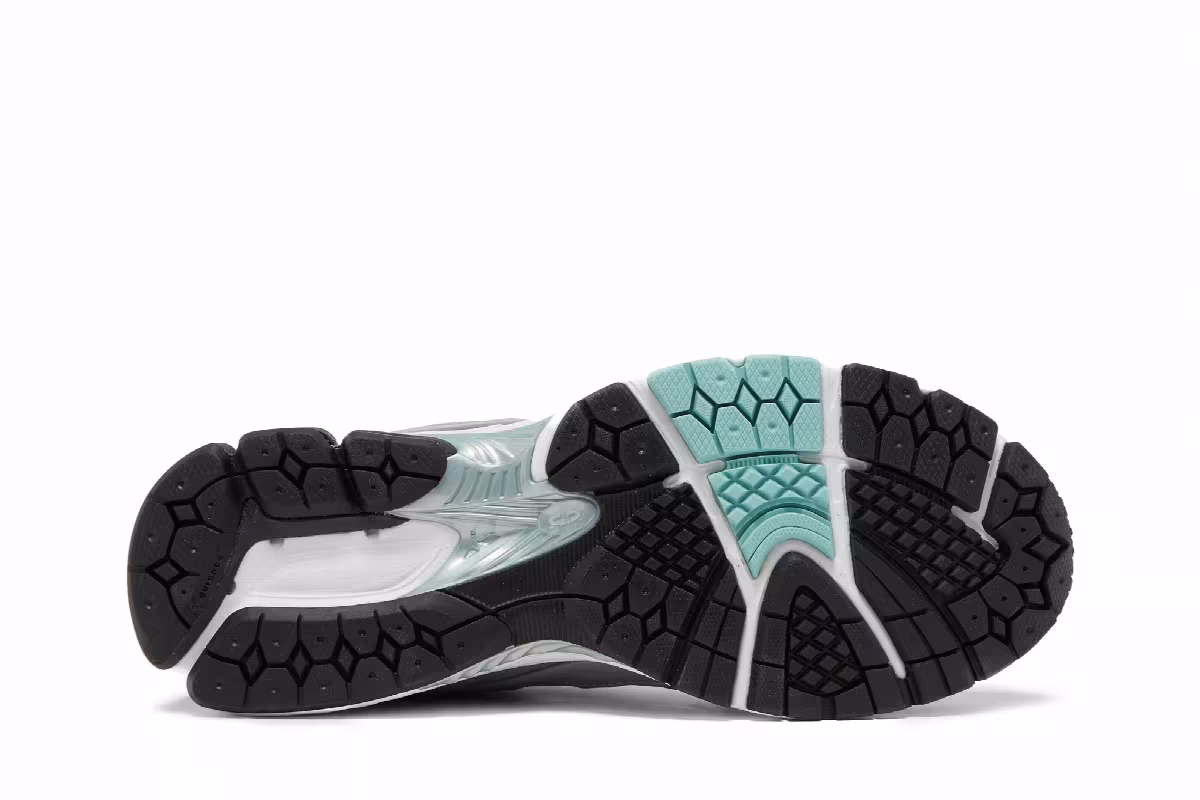atmos x New Balance 2002R Shibuya Rat, view 5
