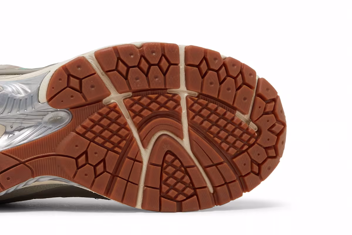 atmos x New Balance 2002R Oasis, view 6