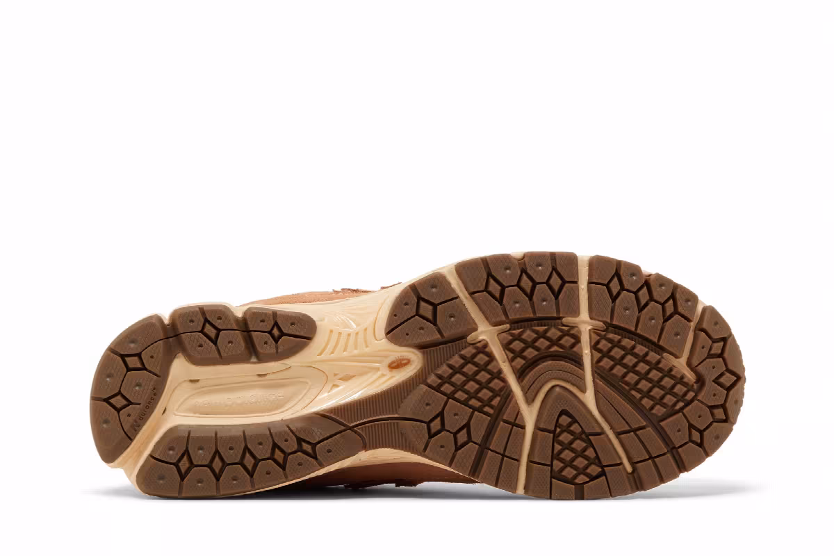 New Balance 2002R Toast, view 5