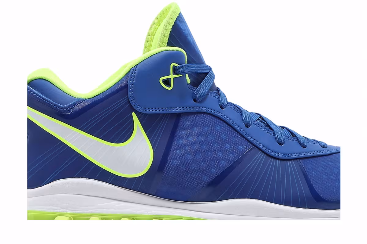 Nike LeBron 8 V/2 Low Sprite 2021, view 3