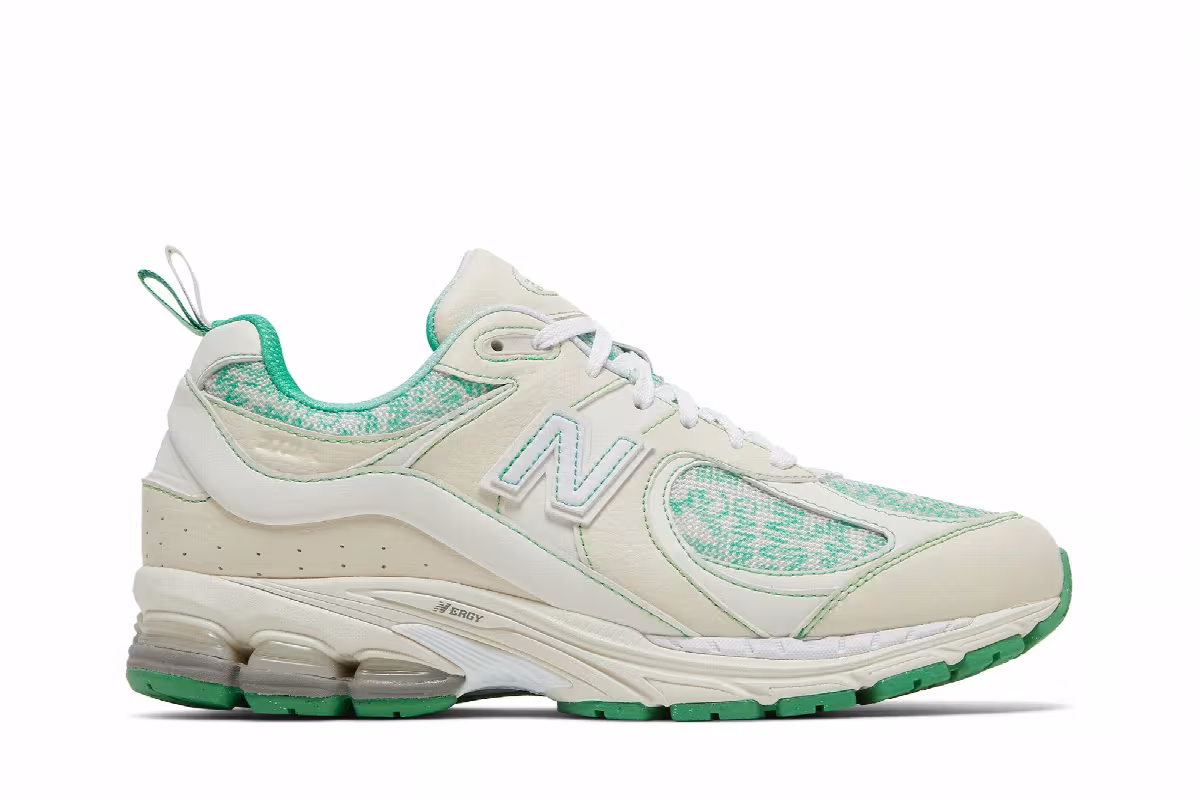 GANNI x New Balance 2002R Turtledove, view 2