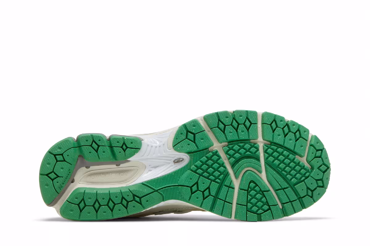 GANNI x New Balance 2002R Turtledove, view 5