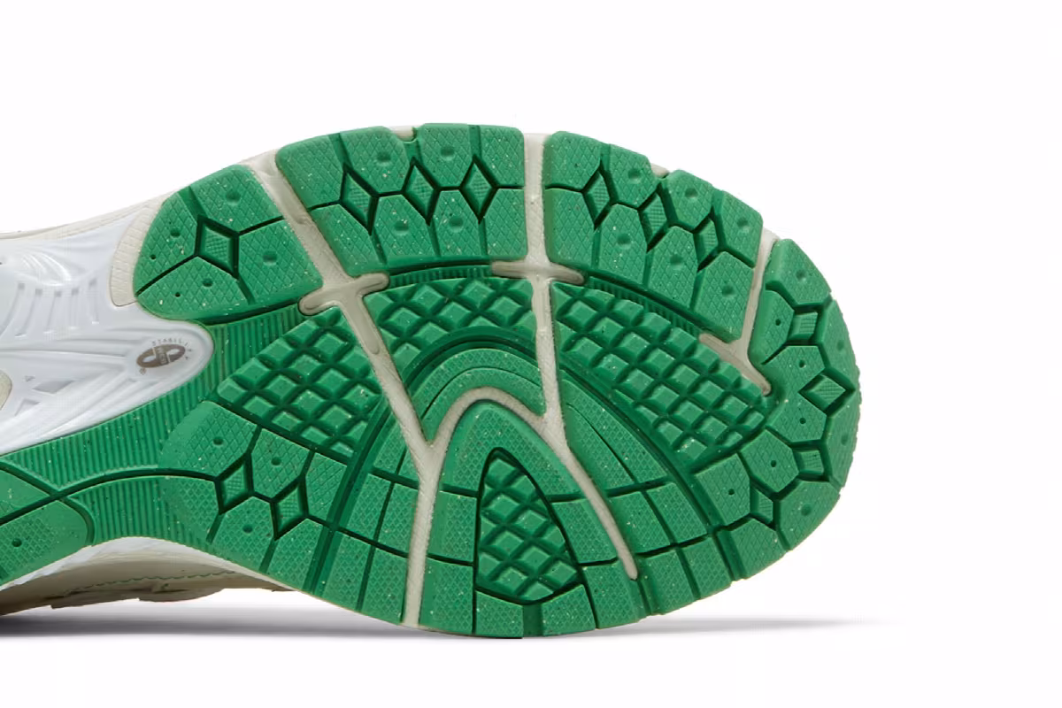 GANNI x New Balance 2002R Turtledove, view 6