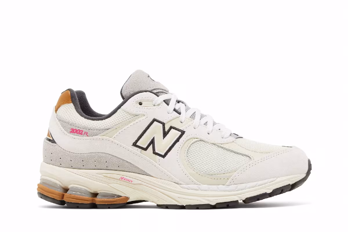 New Balance 2002R Warm Alpaca, view 2