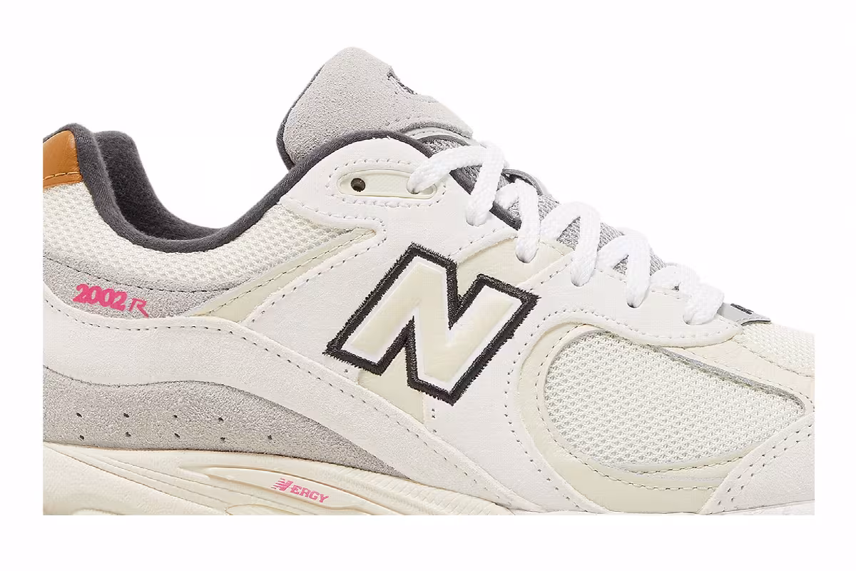 New Balance 2002R Warm Alpaca, view 3