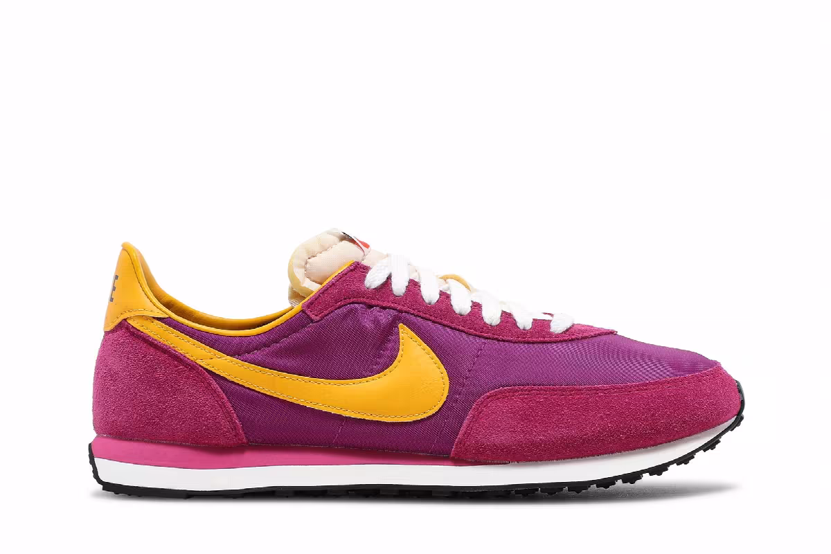 Nike Waffle Trainer 2 SP Fireberry, view 2