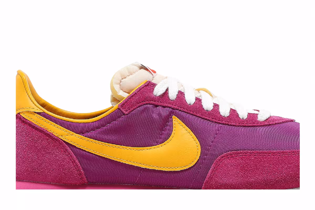 Nike Waffle Trainer 2 SP Fireberry, view 3